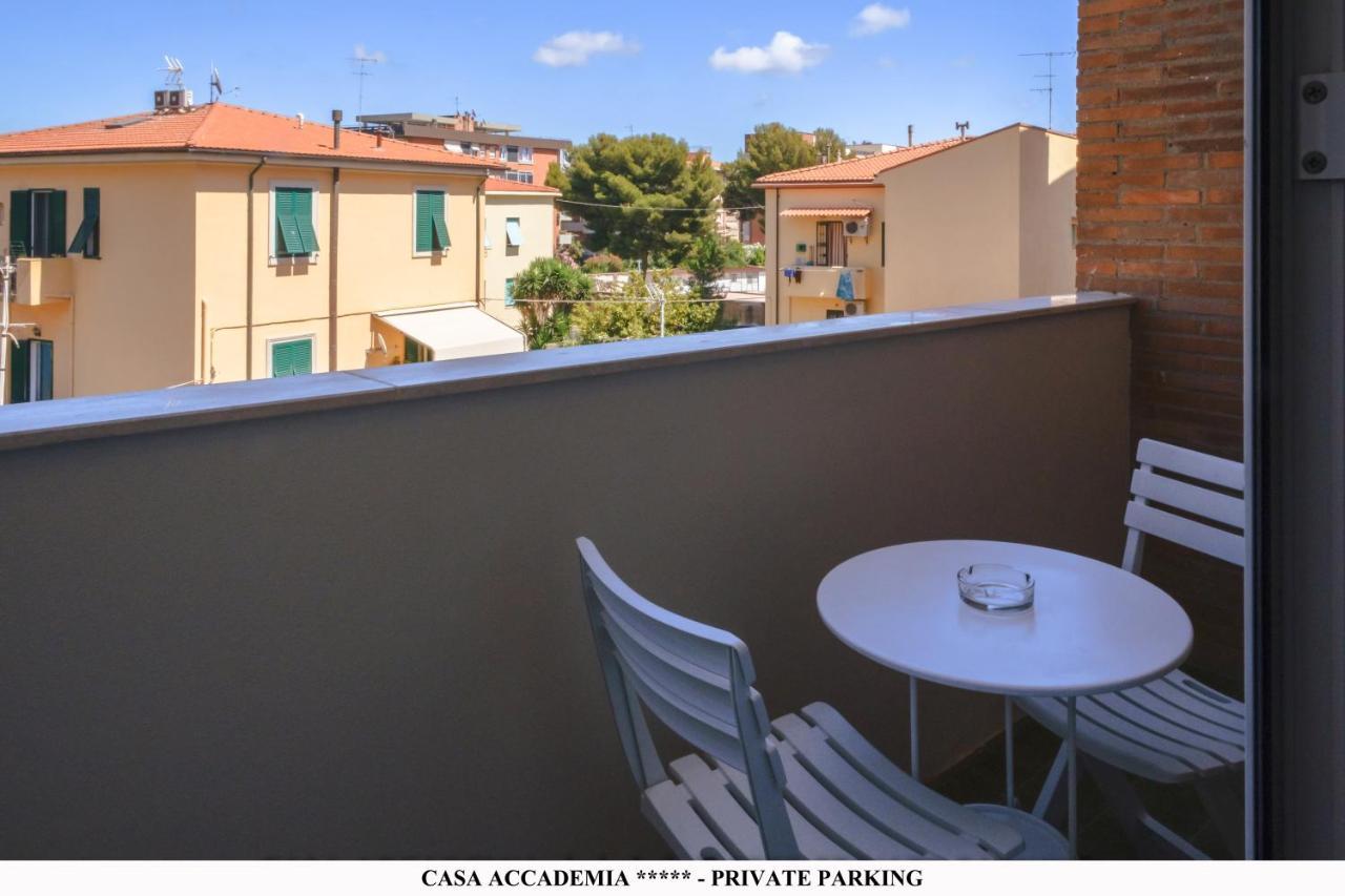 リヴォルノElegante Casa Accademia ***** - Private Parkingアパートメント エクステリア 写真